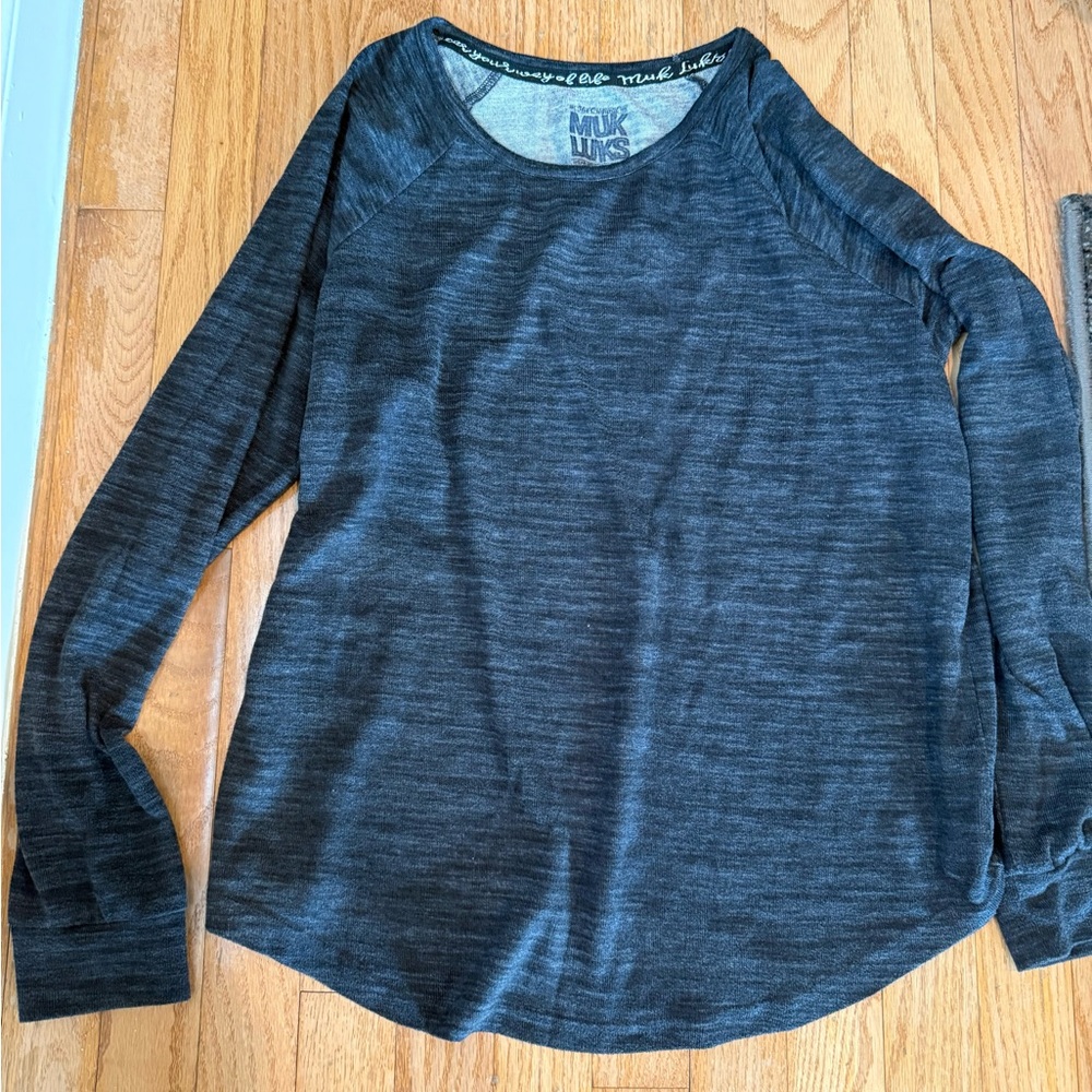 Muk Luks Charcoal Long Sleeve Top size medium